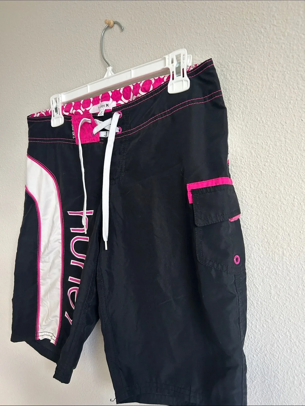 Y2K Hurley Fall 2008 Black with Pink Trim Swim Shorts